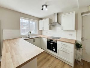 Kitchen- click for photo gallery